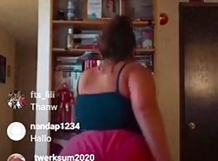 Pawg twerk live