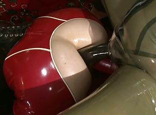 fisting, gode-ceinture, anal, babes, lesbienne, jouet, doigtage, naturel, latex, femme-dominatrice