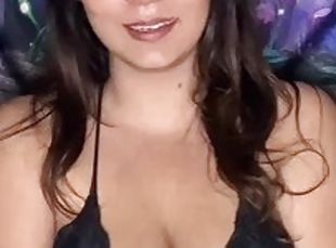 Flashing pussy on TikTok live