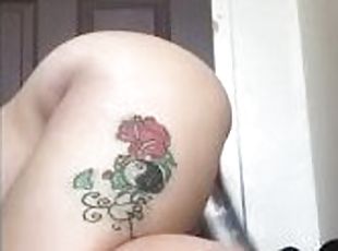 traseiros, masturbação, amador, babes, brinquedo, penetração-de-braço, bbw, sozinho, tatuagem, pénis