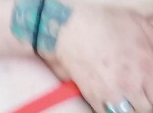 gros-nichons, orgasme, amateur, énorme-bite, tatouage, bite, dure, petits-seins