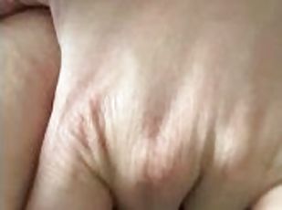 masturbare-masturbation, orgasm, tasnit, amatori, bunaciuni, milf, solo, bruneta, tatuaj