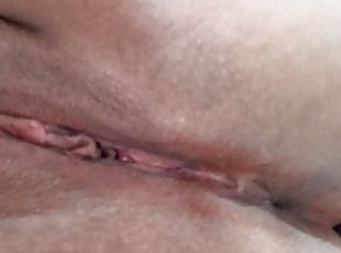 masturbation, orgasme, chatte-pussy, amateur, ados, solo, brunette, petits-seins