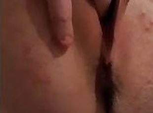 clítoris, orgasmo, squirting, amateur, juguete, casero, sadomasoquismo, regordeta, con-los-dedos, primera-persona