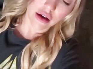 gros-nichons, masturbation, amateur, blonde