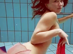 gros-nichons, public, russe, amateur, babes, ados, hardcore, piscine, parfait, bikini