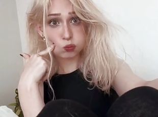 masturbation, transsexuelle, amateur, babes, ados, blonde, petite, solo, petits-seins